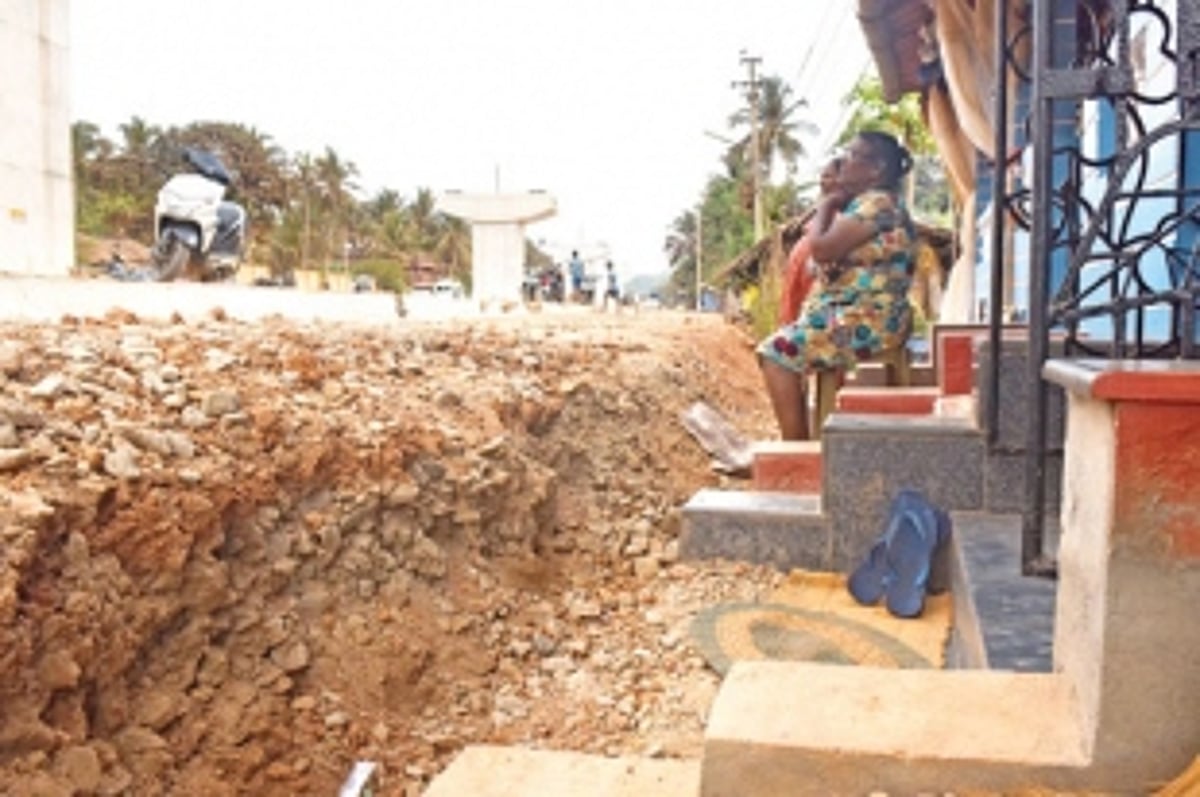 Descending into CHAOS in Cortalim