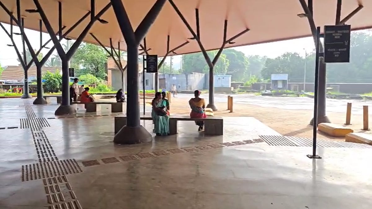 Despite Grand Bus Station, Pedne Residents Struggle for Basic Bus Services; Passengers Urge CM's Intervention