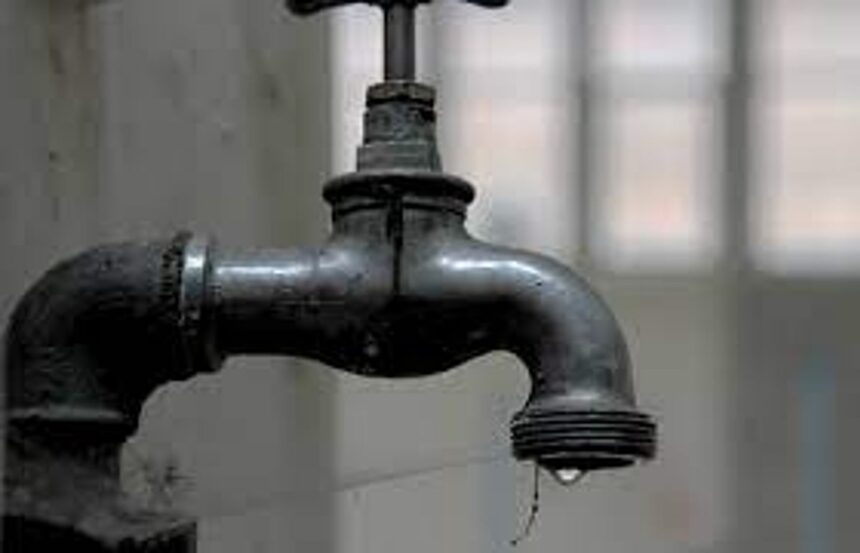 Despite heavy showers, taps run dry in Sattari 1 Despite heavy showers, taps run dry in Sattari