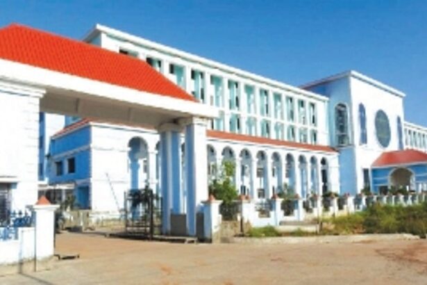 Despite sacrificing our agri land, no jobs for us at SGDH, complain Fatordekars