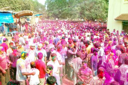 Devotees participate in the Gulal festival at Lord Damaodar temple in Zambaulim-Quepem.    photo by Santosh Mirajkar