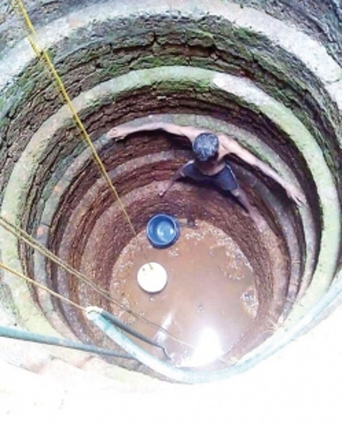 Dhave locals forced to walk 20 kms to the neighbouring village daily to fetch water