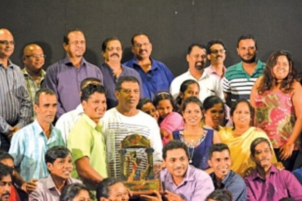 Dhirvem bags first prize