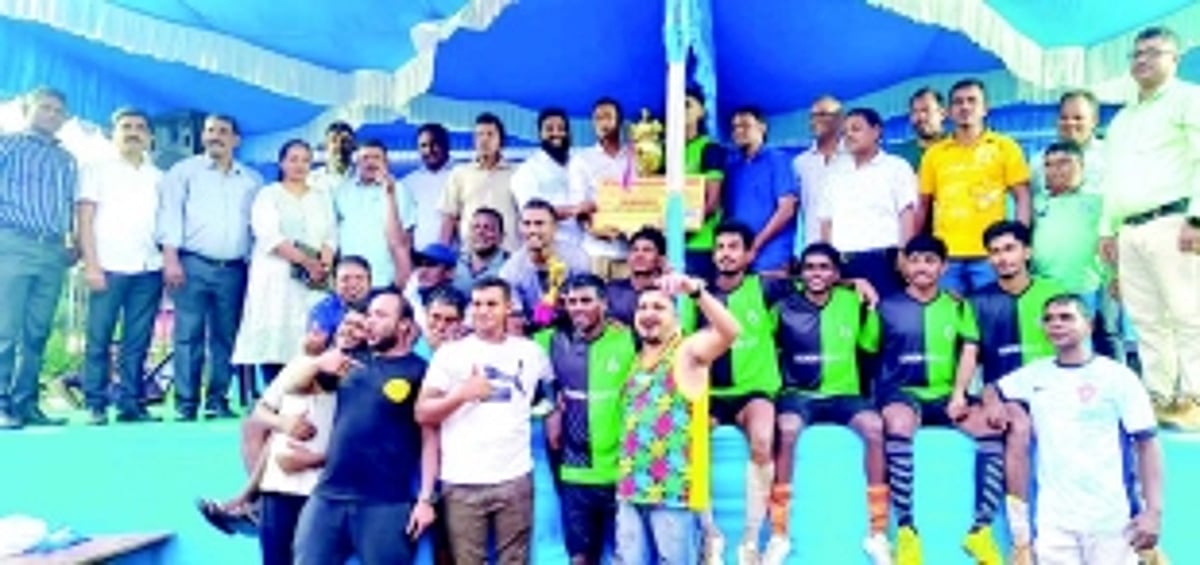 Dicarpale SC take home  St Anthony Festival Cup