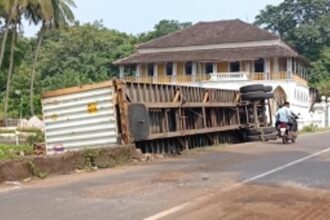 Diesel Spill Occurs as Container Overturns Near Cansa Thivim Church