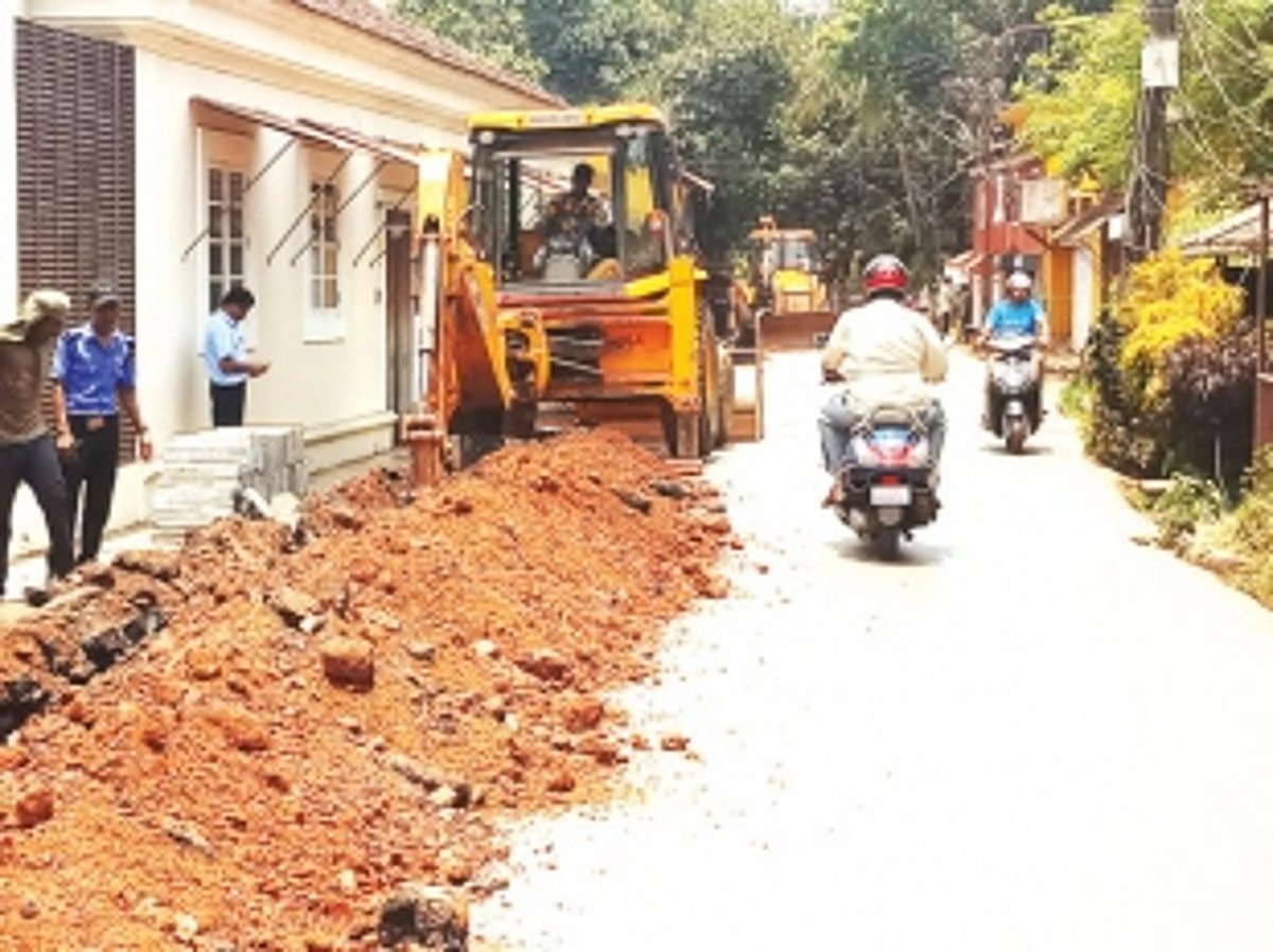 Digging of roads forces Ribandar residents to walk, stay indoors