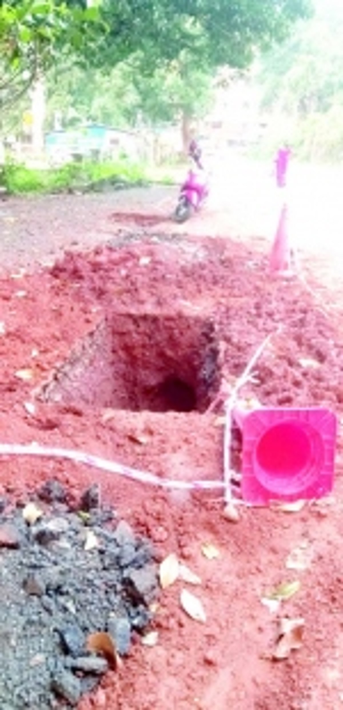 Digging of roads in Ponda haunts locals