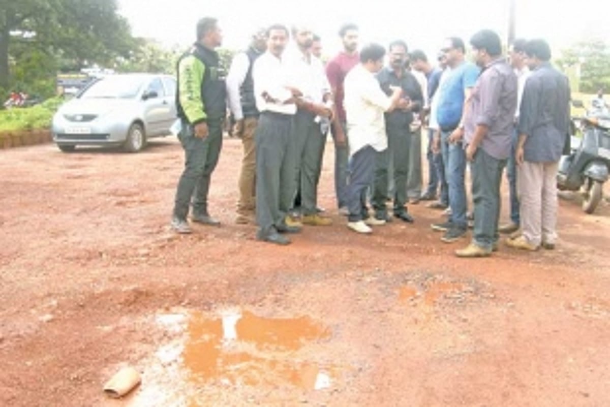 Diggu in firing line over bad Margao road