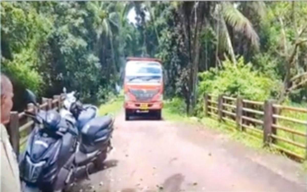 Dilapidated Tuem bridge  on verge of collapse