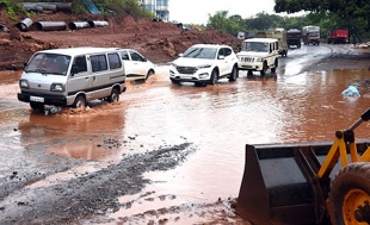 Disaster Management Team prepares for cyclone
