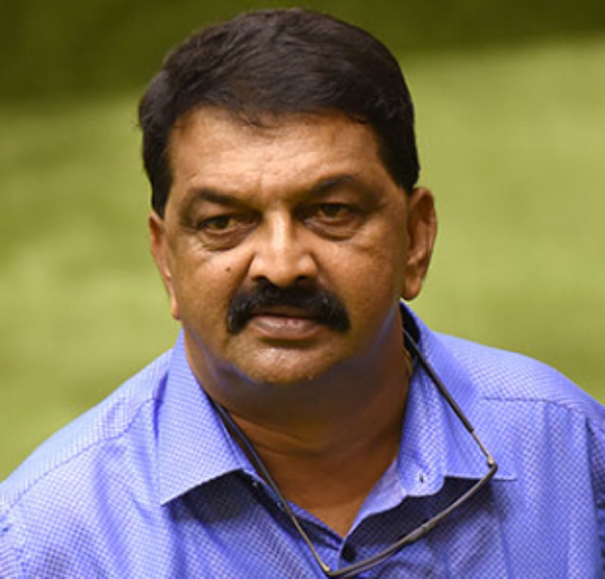 Disqualification plea: Speaker to meet Dhavalikar tomorrow