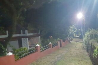 Divar local illuminates road from his own pocket money!