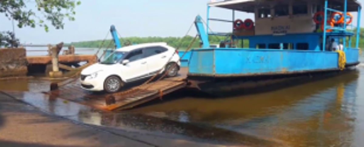 Divar locals breathe a sigh  of relief as Old Goa  ferry service resumes