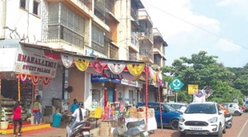 Diwali shopping in full swing in Margao, despite soaring prices