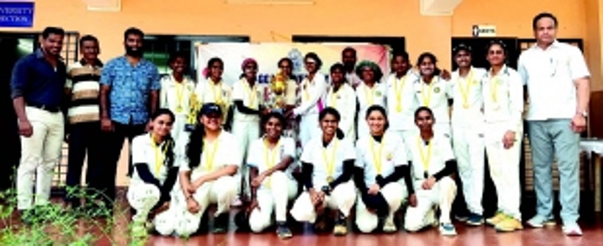 Dnyanprassarak Mandal’s College emerge champions  in GU Inter-Collegiate Cricket Women Championship