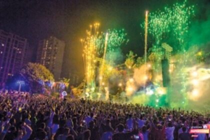Does it feel good to be live?