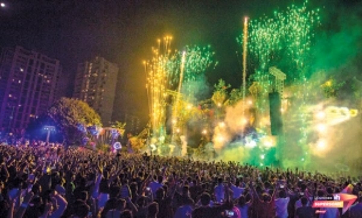 Does it feel good to be live?