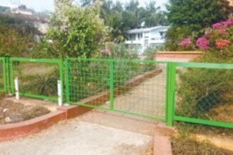 Does the CCP Commissioner need any more proof that the garden he has surrendered and abdicated, belongs to the people of Panjim?