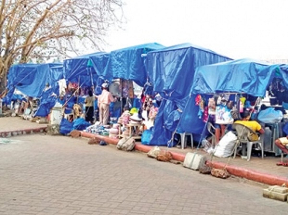 Dona Paula jetty losing its shine!
