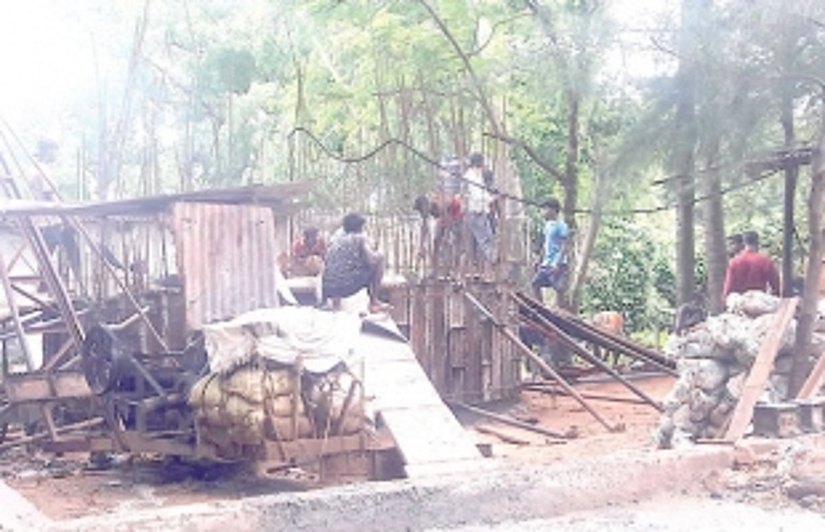 Dona Paula neglected by govt, civic authorities