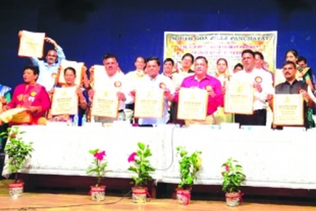 Don’t be negative, support  govt endeavours: Mauvin