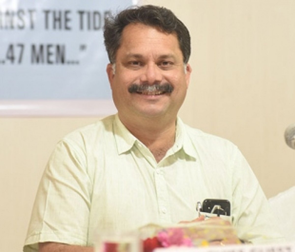 Don't panic over power tariff  hike, it's negligible: Min