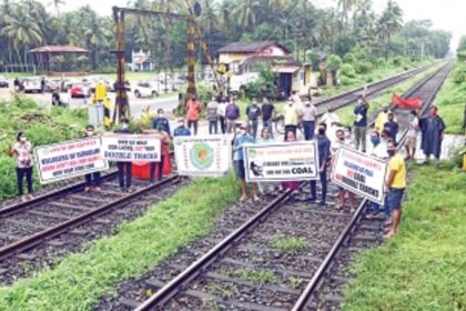 Double tracking  agitation not DERAILED