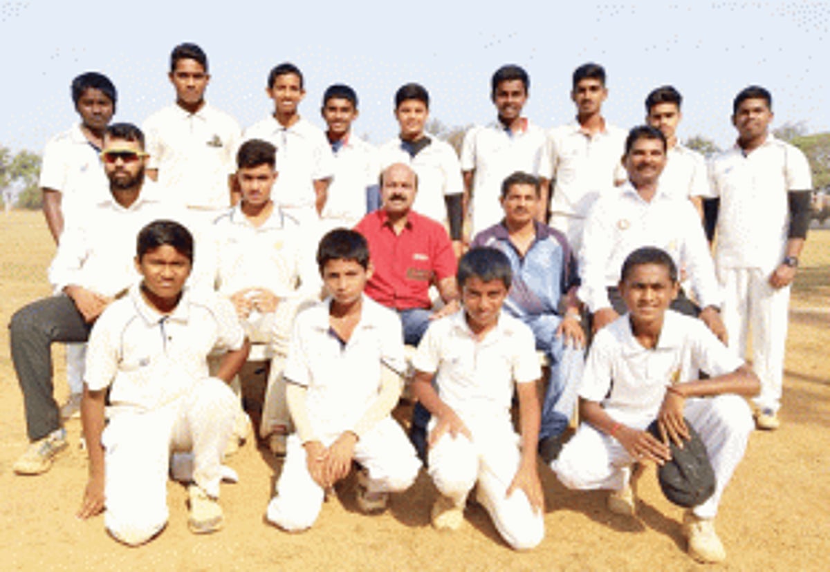 Dr K B Hedgewar HS Tiswadi champs