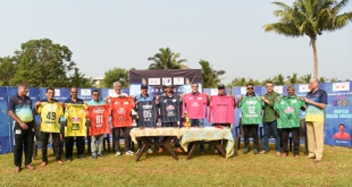 Dr. Sagar Salgaocar inaugurates the 6th edition of Desserts n More SARSANGAN T20 CRICKET SERIES at Arlem Cricket Ground