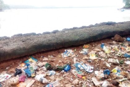Drinking on the beach irks locals of Hollant