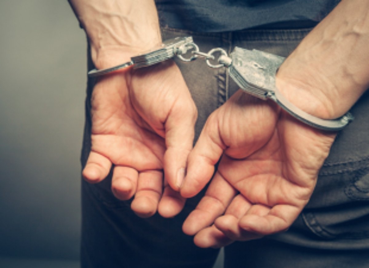 Drug smugglers held with drugs