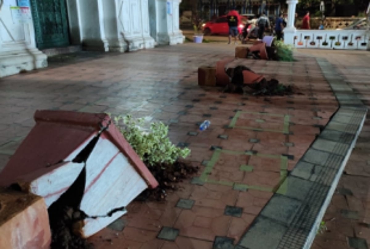 Drunk man held for vandalising church property