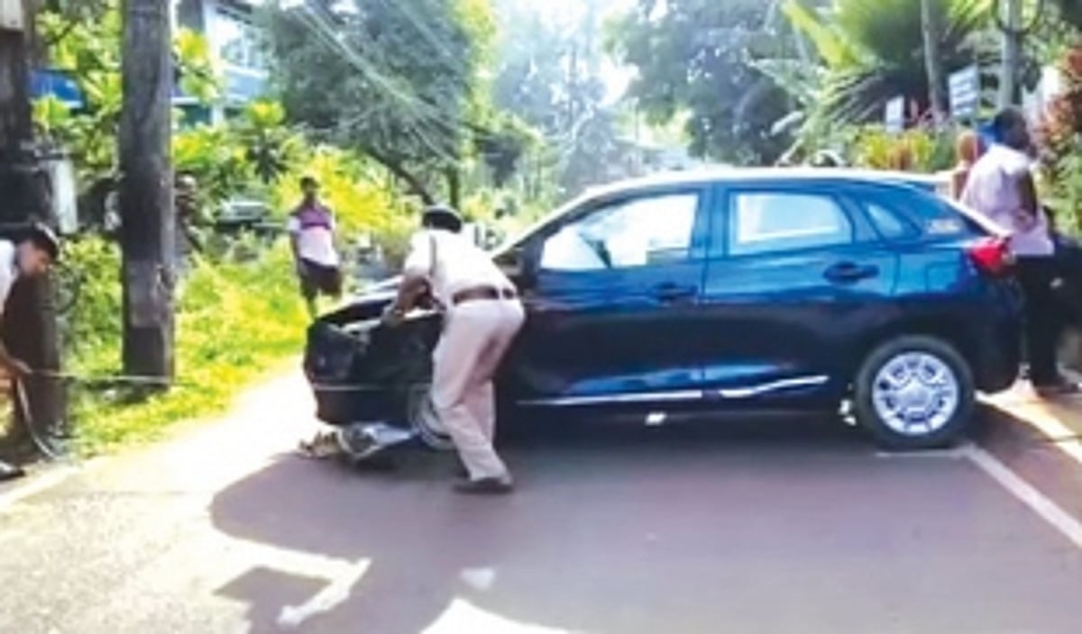 Drunk tourist rams car into electricity pole