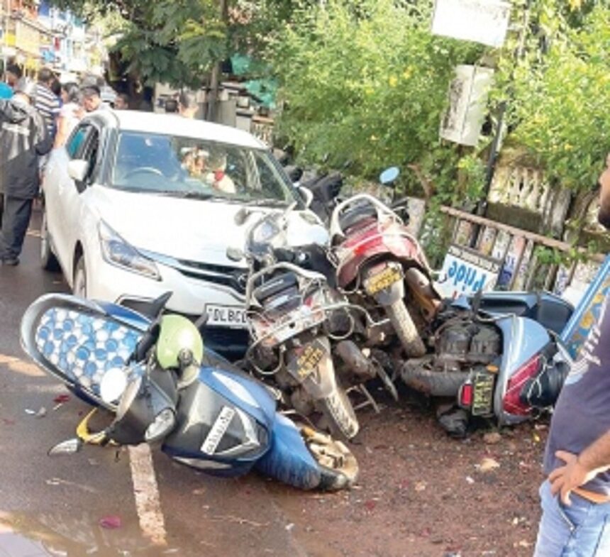 Drunk tourist rams car into six two-wheelers at Baga, two injured