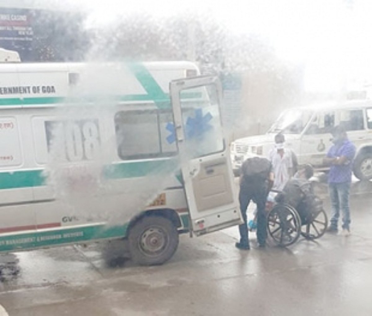 Dubai returnees say they received  step-motherly treatment at airport