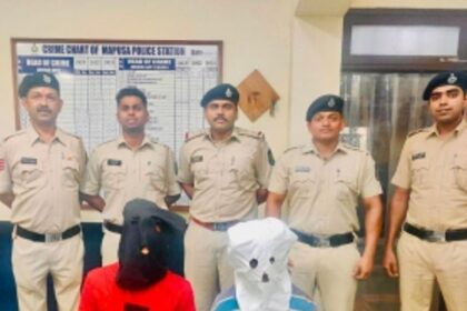 Duo held for   slaughtering   cow at Siolim