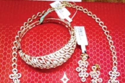 Dussehra offer,   a success at Ulhas Jewellers