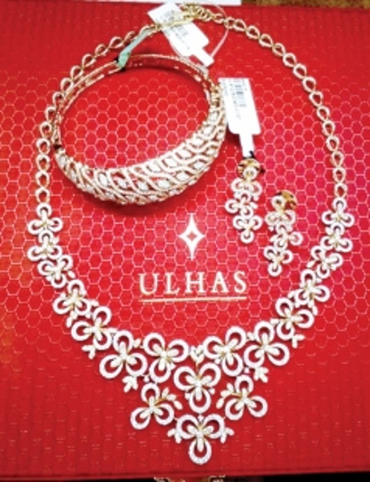 Dussehra offer,   a success at Ulhas Jewellers