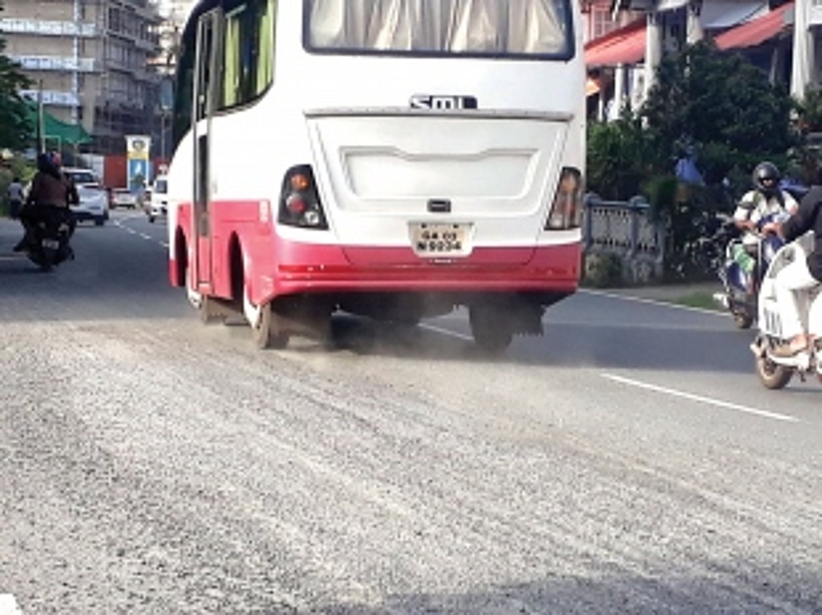 Dust pollution caused by damaged  roads poses severe health risk
