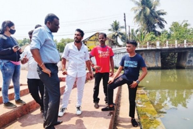 Dy Collector directs Mapusa Talathi to find  reasons behind ‘unhealthy’ Tar river