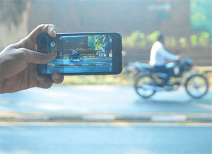 EARNING AND LEARNING AS TRAFFIC SENTINELS