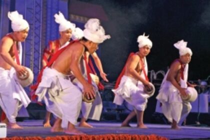 EDM over! Folk takes centre stage now