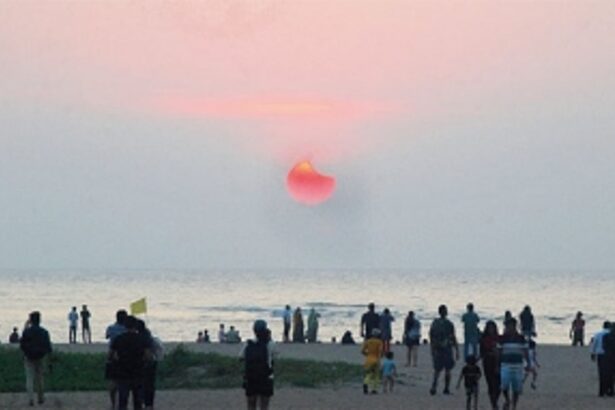 Eclipsed Sun dives into living memory of Goans