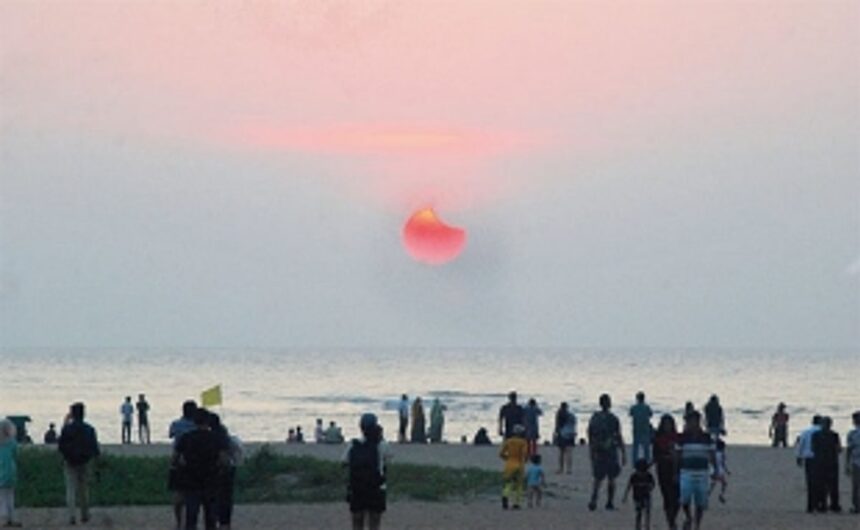 Eclipsed Sun dives into living memory of Goans