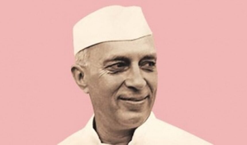 Educationists, freedom fighters flay CM’s statement on Nehru