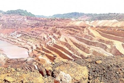 Eight companies owe State over Rs 466 cr for ore exported from rejection dumps