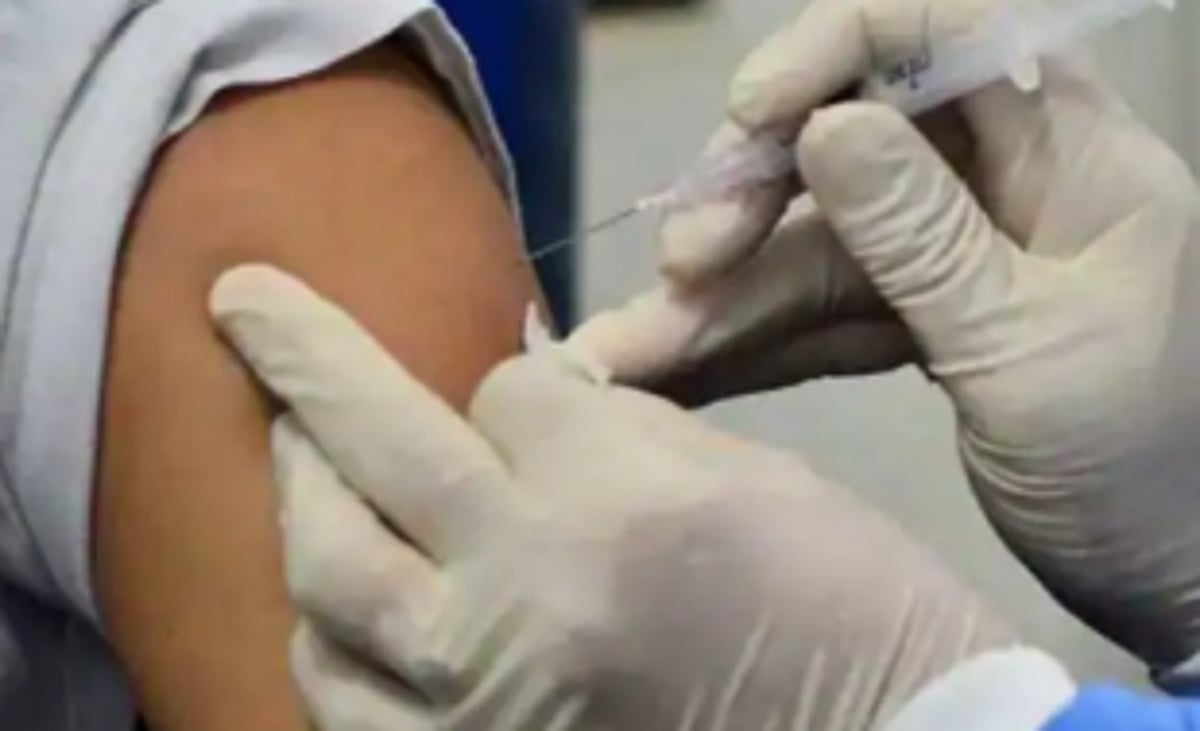 Elders get first shot of vaccine at Chicalim