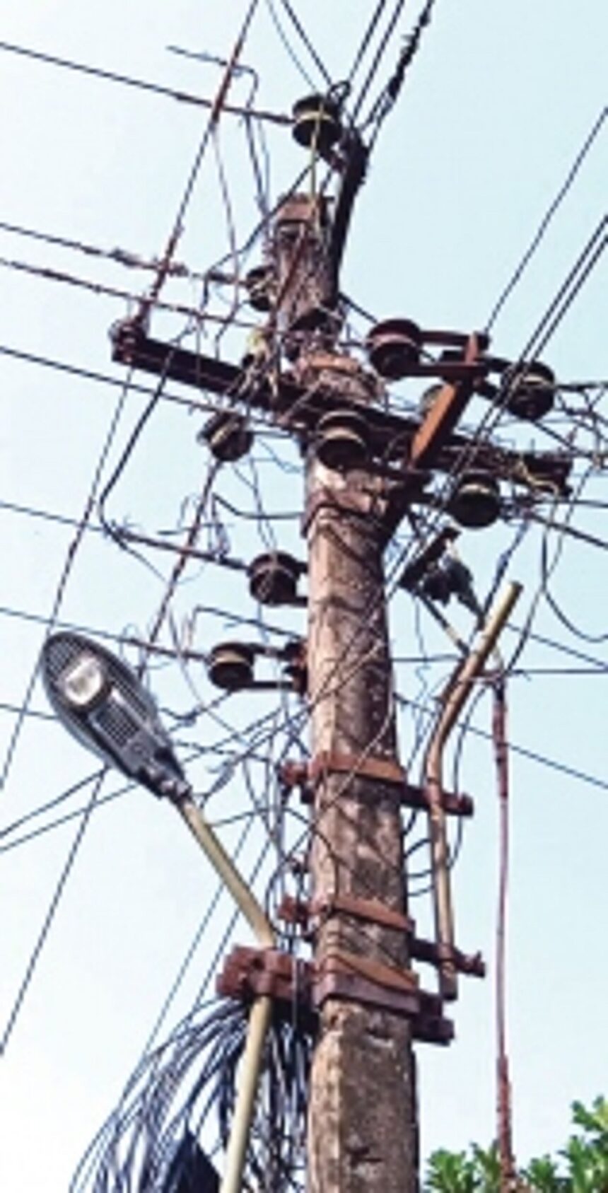 Electric poles in Morlem in dilapidated condition: Villagers 1 Electric poles in Morlem in dilapidated condition: Villagers