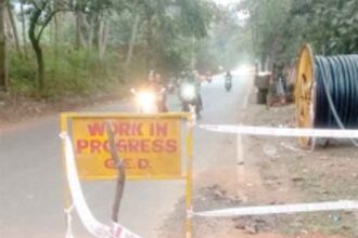 Electricity Dept contractor installs ‘work in progress’ sign near open pit