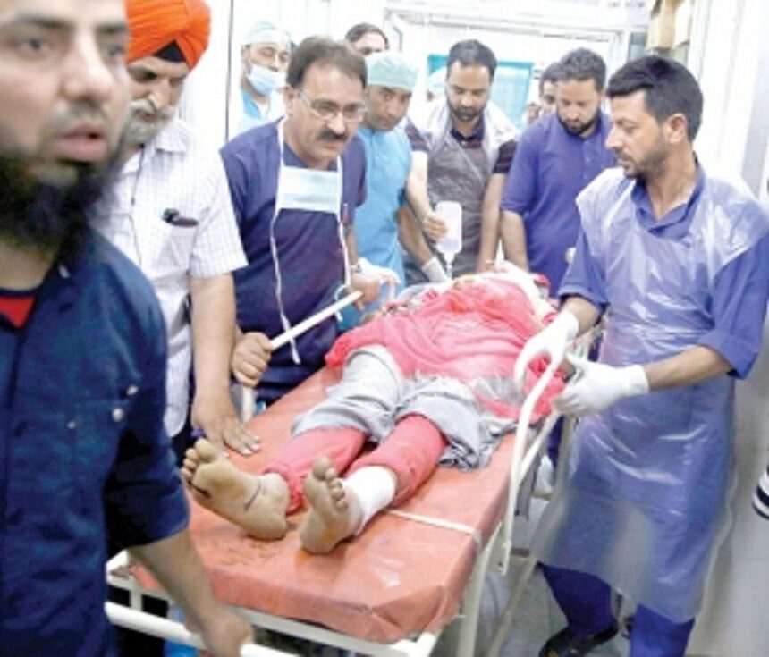 Eleven students dead after minibus falls into gorge in J&K’s Shopian